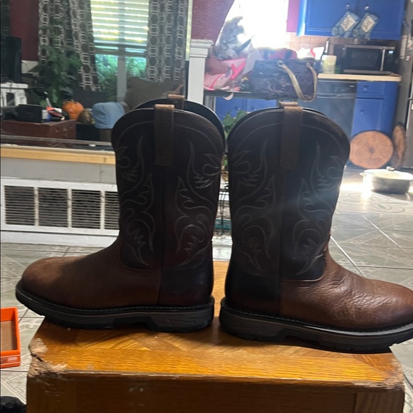 Men\'s Brown Western Boots